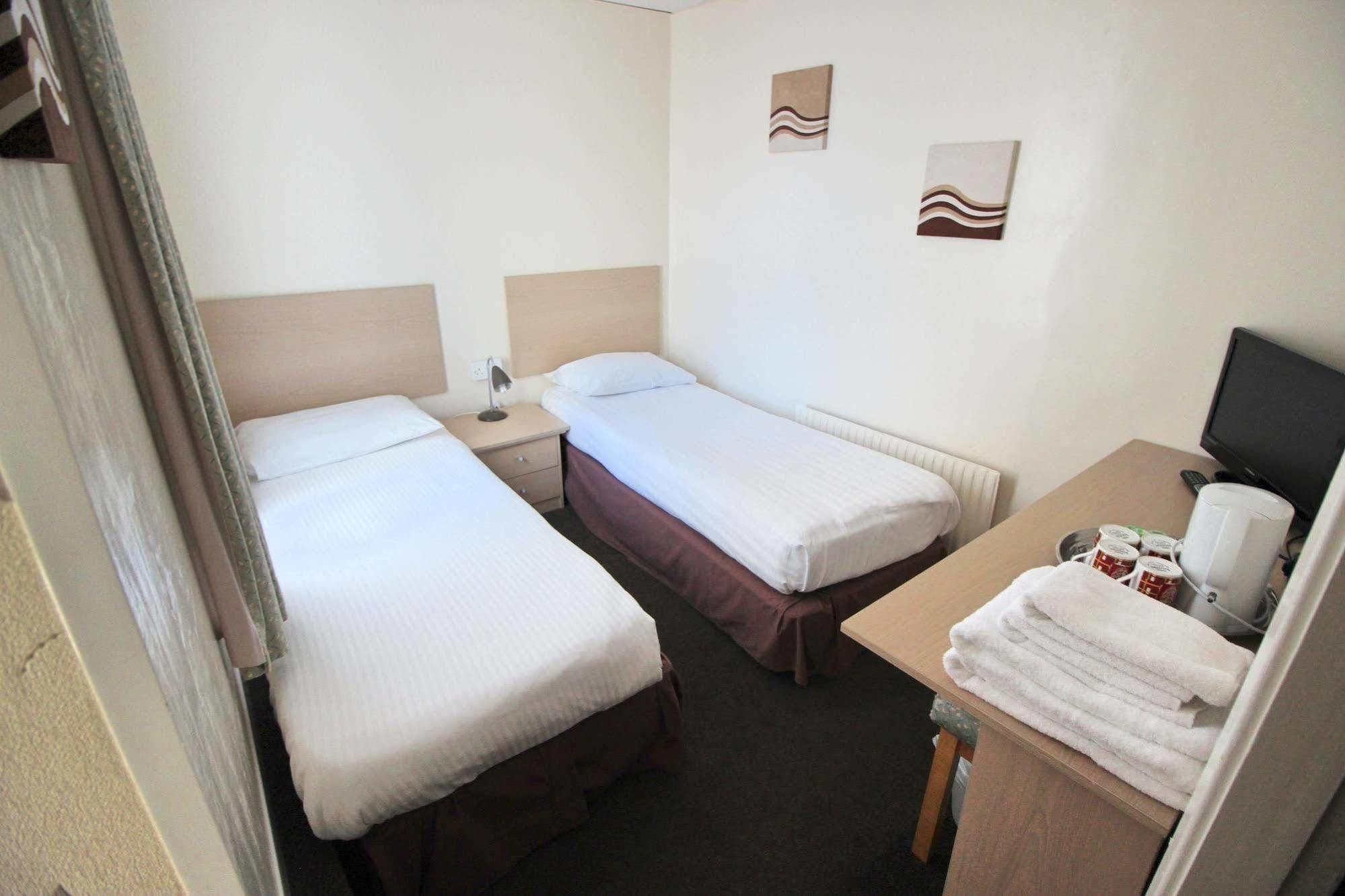 The Colwyn Hotel - Near Pleasure Beach Blackpool Esterno foto